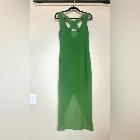 Unique green summer dress - great of beach holidays - Picture 2 of 4
